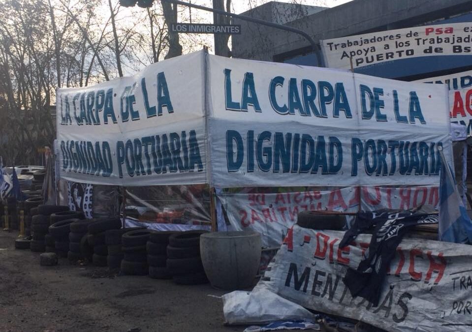 Aniversario de la Carpa de Dignidad Portuaria